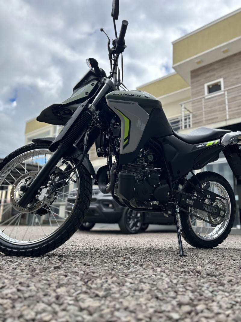 XTZ 250 LANDER - 2025 - CARAZINHO