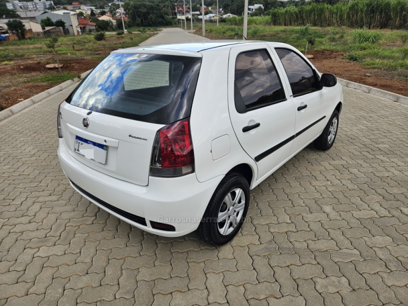 PALIO 1.0 MPI FIRE CELEBRATION ECONOMY 8V FLEX 4P MANUAL - 2011 - PICADA CAFé