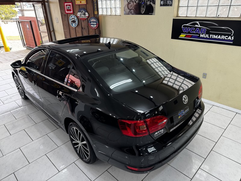 JETTA 2.0 TSI HIGHLINE 211CV GASOLINA 4P TIPTRONIC - 2013 - CAXIAS DO SUL