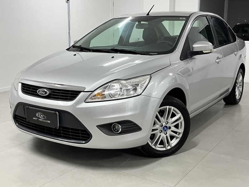 focus 2.0 glx sedan 16v gasolina 4p automatico 2013 bento goncalves