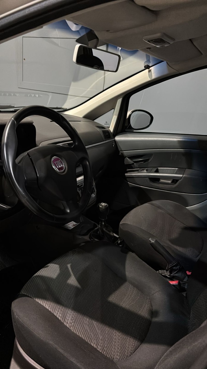 PUNTO 1.4 ATTRACTIVE 8V FLEX 4P MANUAL - 2011 - BENTO GONçALVES