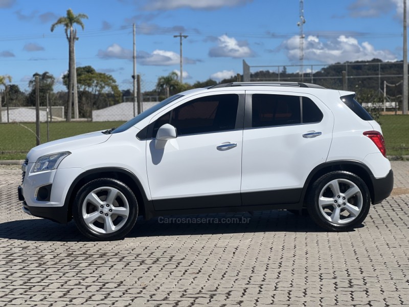 tracker 1.8 mpfi ltz 4x2 16v flex 4p automatico 2015 antonio prado