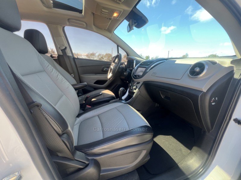 TRACKER 1.8 MPFI LTZ 4X2 16V FLEX 4P AUTOMÁTICO - 2015 - ANTôNIO PRADO
