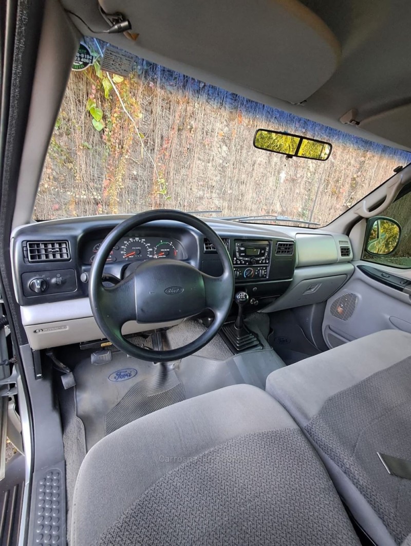 F-250 4.2 XLT 4X2 CS TURBO DIESEL 2P MANUAL - 1999 - MONTENEGRO