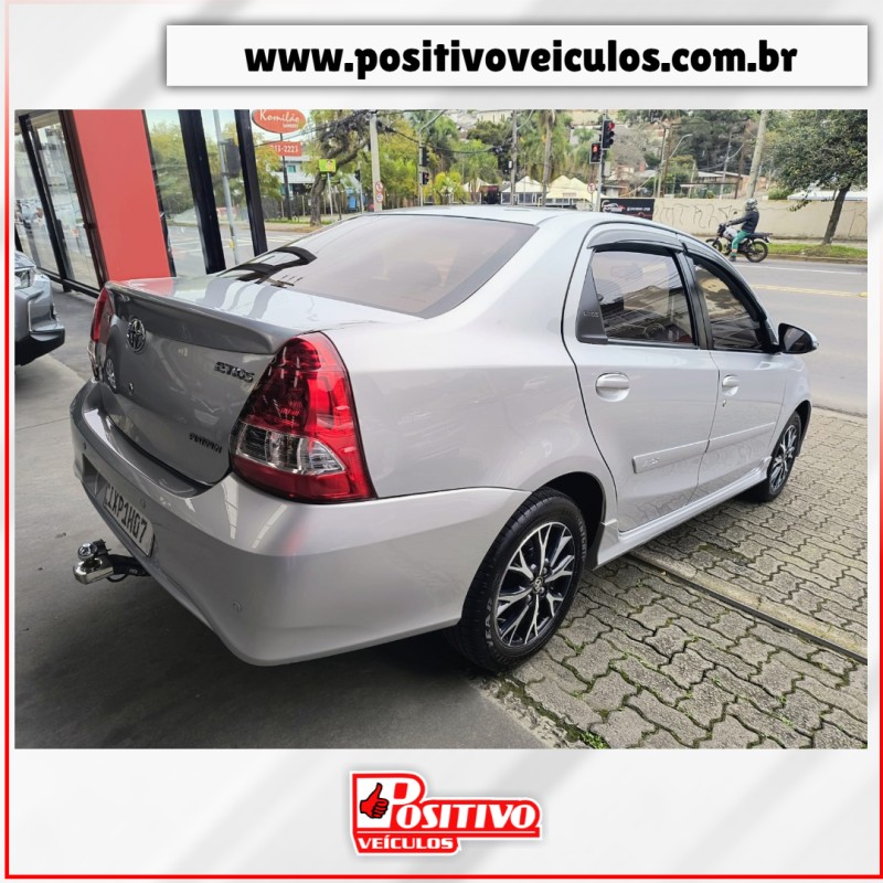 ETIOS 1.5 PLATINUM SEDAN 16V FLEX 4P AUTOMÁTICO - 2017 - CAXIAS DO SUL