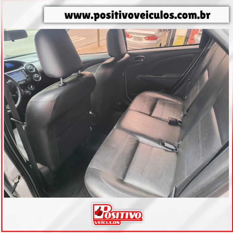 ETIOS 1.5 PLATINUM SEDAN 16V FLEX 4P AUTOMÁTICO - 2017 - CAXIAS DO SUL