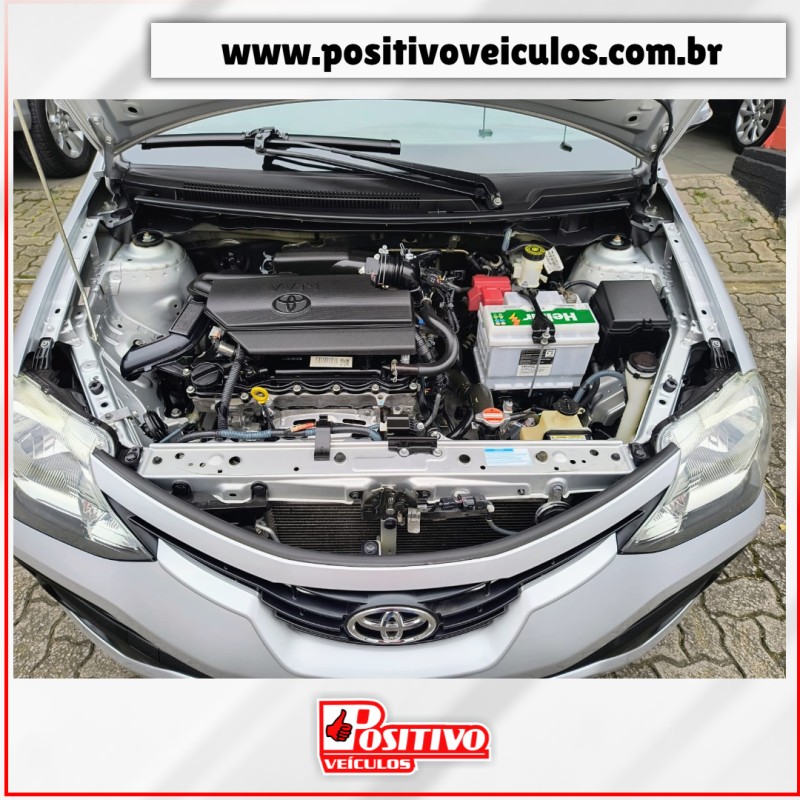 ETIOS 1.5 PLATINUM SEDAN 16V FLEX 4P AUTOMÁTICO - 2017 - CAXIAS DO SUL