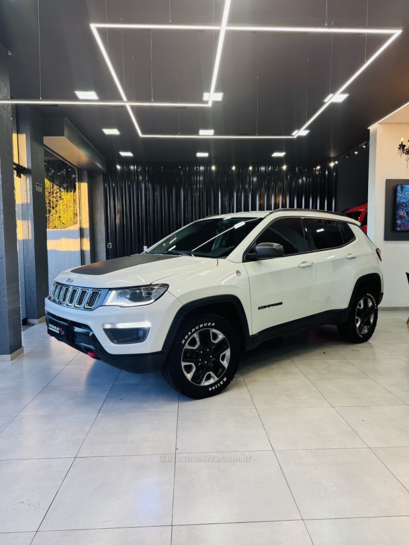 COMPASS 2.0 TRAILHAWK TD350 TURBO DIESEL 4X4 4P AUTOMÁTICO - 2018 - DOIS IRMãOS