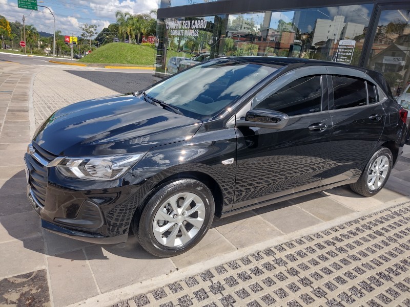 onix 1.0 lt 12v flex 4p manual 2022 caxias do sul