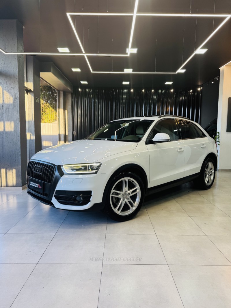 Q3 2.0 TFSI ATTRACTION QUATTRO 4P GASOLINA S TRONIC - 2013 - DOIS IRMãOS