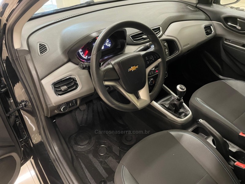 ONIX 1.4 MPFI LT 8V FLEX 4P MANUAL - 2019 - VERANóPOLIS