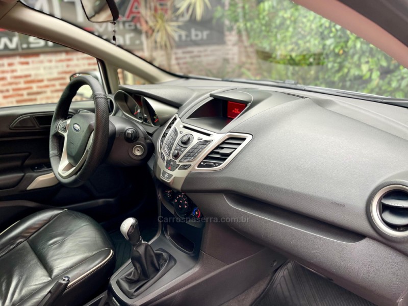 FIESTA 1.6 SE HATCH 16V FLEX 4P MANUAL - 2013 - ROLANTE