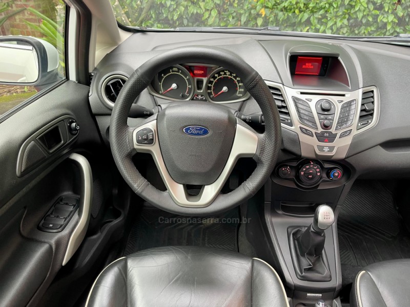 FIESTA 1.6 SE HATCH 16V FLEX 4P MANUAL - 2013 - ROLANTE