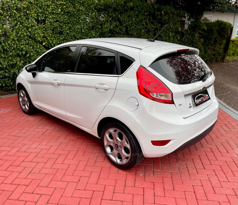 FIESTA 1.6 SE HATCH 16V FLEX 4P MANUAL - 2013 - ROLANTE