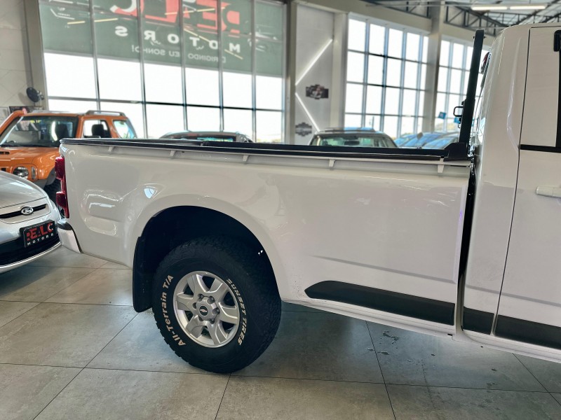 S10 2.4 MPFI 4X2 CS 8V GASOLINA 2P MANUAL - 2013 - CAXIAS DO SUL