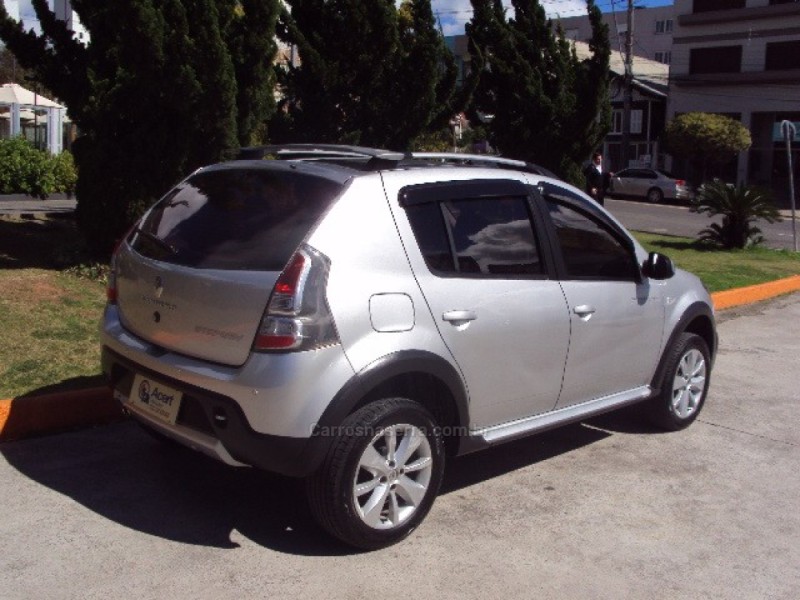 SANDERO 1.6 STEPWAY 8V FLEX 4P MANUAL - 2013 - CAXIAS DO SUL