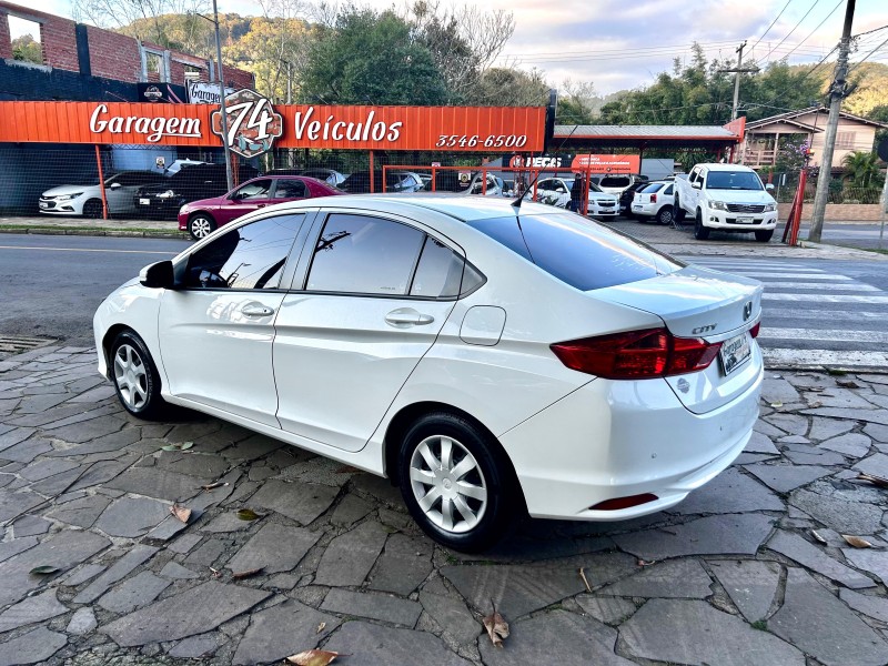 CITY 1.5 DX 16V FLEX 4P AUTOMÁTICO - 2017 - TRêS COROAS