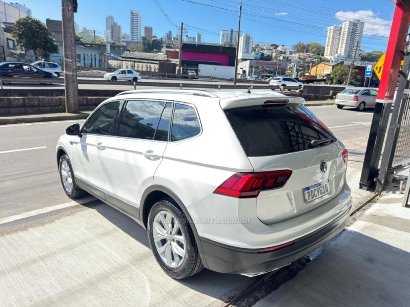TIGUAN 1.4 ALLSPACE COMFORT 250 TSI FLEX 4P - 2018 - CAXIAS DO SUL