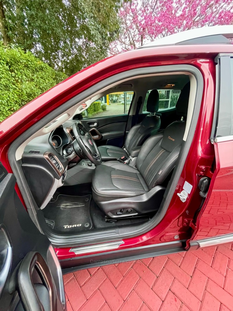 TORO 2.0 16V TURBO DIESEL VOLCANO 4WD AUTOMÁTICO - 2017 - ROLANTE