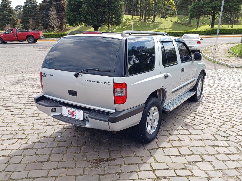 BLAZER 2.4 MPFI ADVANTAGE 4X2 8V GASOLINA 4P MANUAL - 2005 - FLORES DA CUNHA