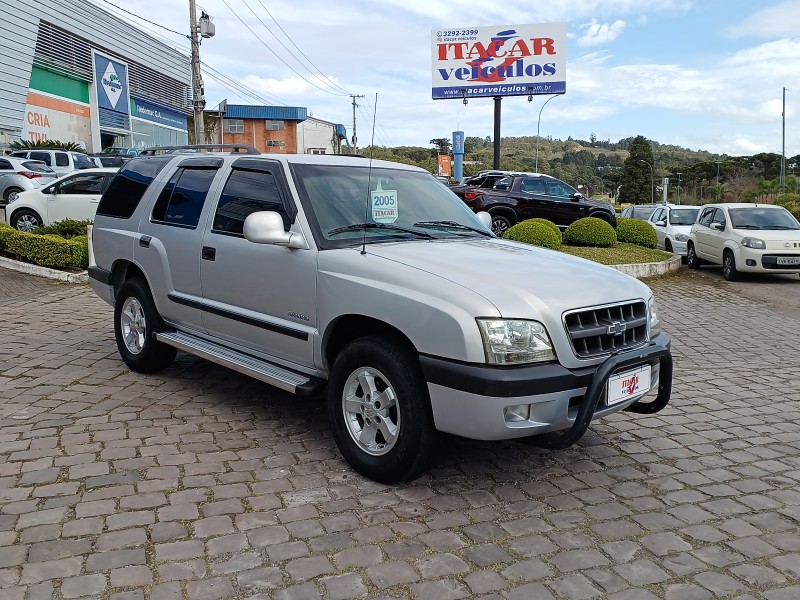 blazer 2.4 mpfi advantage 4x2 8v gasolina 4p manual 2005 flores da cunha