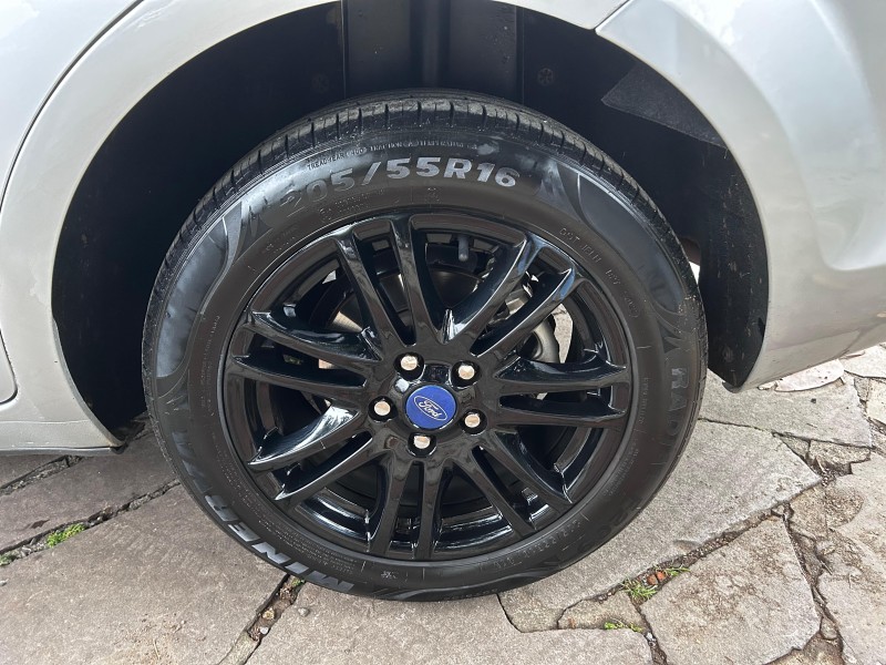 FOCUS 2.0 GLX SEDAN 16V FLEX 4P AUTOMÁTICO - 2012 - TRêS COROAS