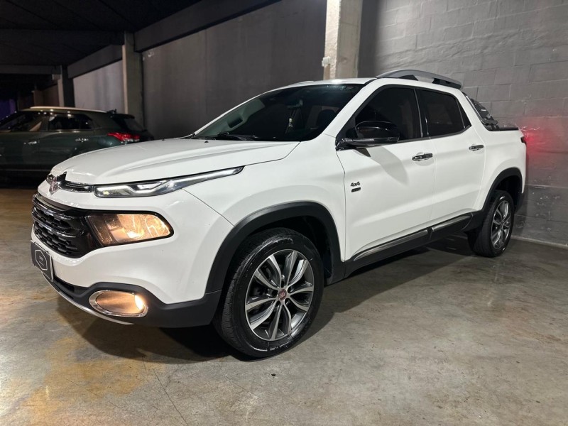 TORO 2.0 16V TURBO DIESEL VOLCANO 4WD AUTOMÁTICO - 2019 - CAXIAS DO SUL