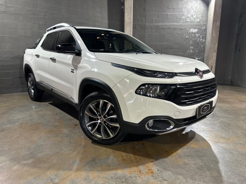 TORO 2.0 16V TURBO DIESEL VOLCANO 4WD AUTOMÁTICO - 2019 - CAXIAS DO SUL