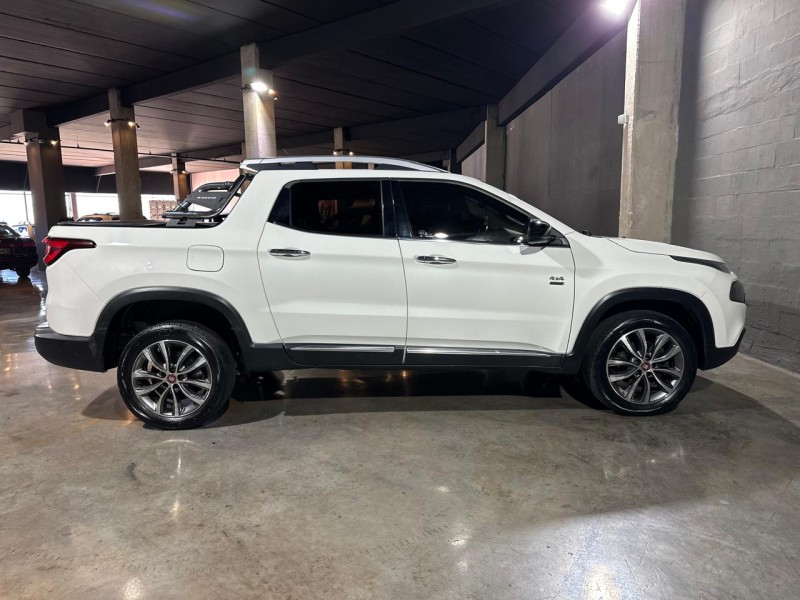 TORO 2.0 16V TURBO DIESEL VOLCANO 4WD AUTOMÁTICO - 2019 - CAXIAS DO SUL