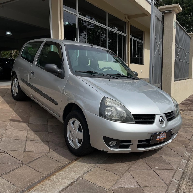 CLIO 1.0 CAMPUS 16V FLEX 2P MANUAL - 2010 - NOVA PETRóPOLIS