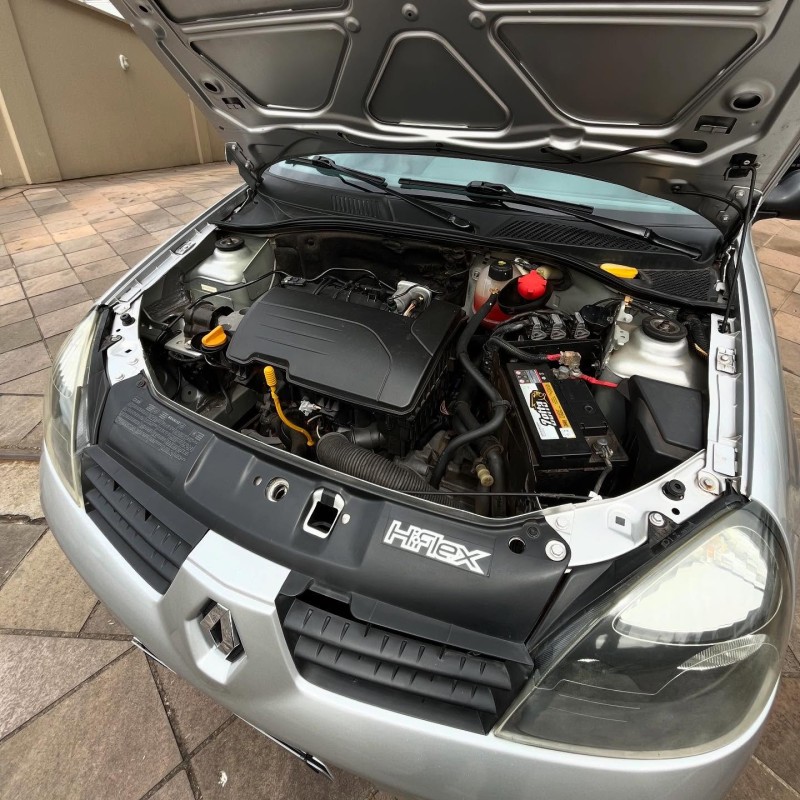 CLIO 1.0 CAMPUS 16V FLEX 2P MANUAL - 2010 - NOVA PETRóPOLIS