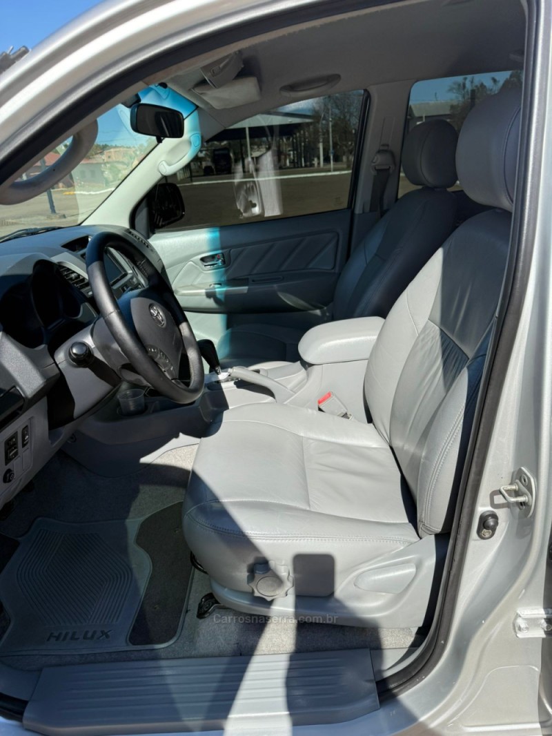 HILUX 2.8 SRV 4X4 CD 16V DIESEL 4P AUTOMÁTICO - 2010 - BROCHIER