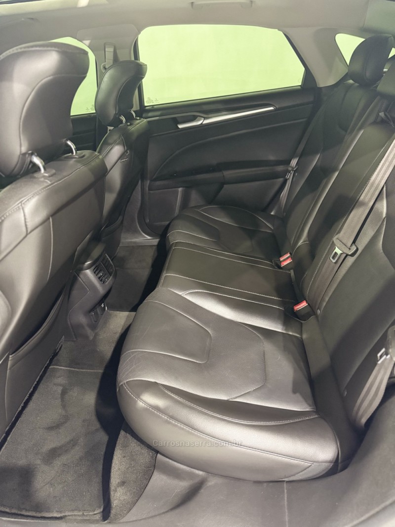 FUSION 2.0 TITANIUM AWD 16V GASOLINA 4P AUTOMÁTICO - 2013 - NOVO HAMBURGO