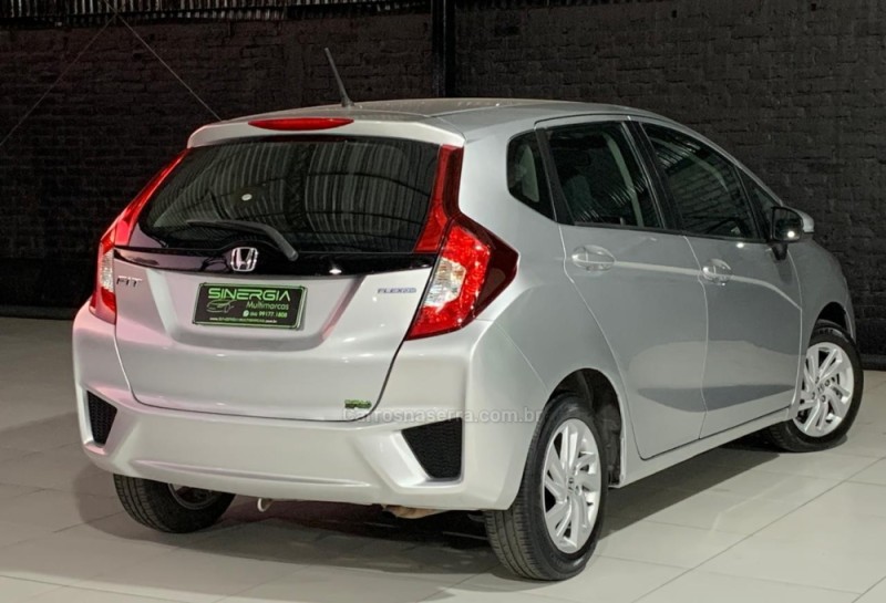 FIT 1.5 LX 16V FLEX 4P AUTOMÁTICO - 2016 - CAXIAS DO SUL