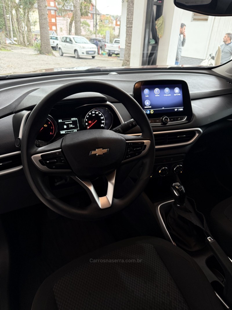 TRACKER 1.0 12V TURBO FLEX 4P MANUAL - 2022 - CANELA