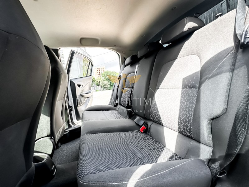 ONIX 1.0 LT 12V FLEX 4P MANUAL - 2021 - NOVO HAMBURGO