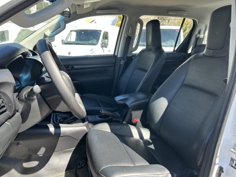 HILUX 2.8 STD 4X4 CD 16V DIESEL 4P MANUAL - 2022 - FARROUPILHA