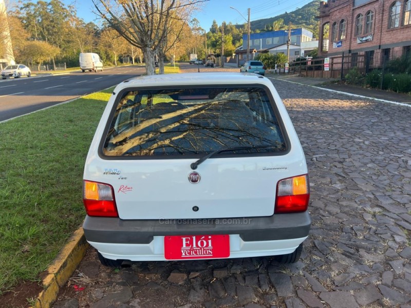 UNO 1.0 MPI MILLE FIRE ECONOMY 8V FLEX 4P MANUAL - 2010 - DOIS IRMãOS