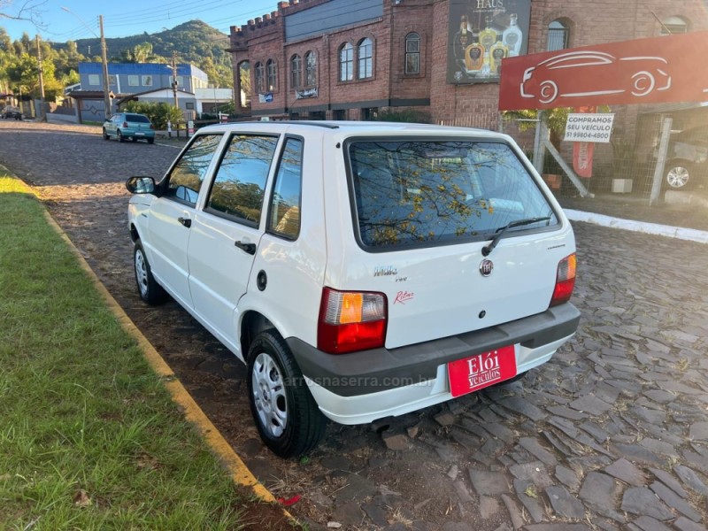 UNO 1.0 MPI MILLE FIRE ECONOMY 8V FLEX 4P MANUAL - 2010 - DOIS IRMãOS