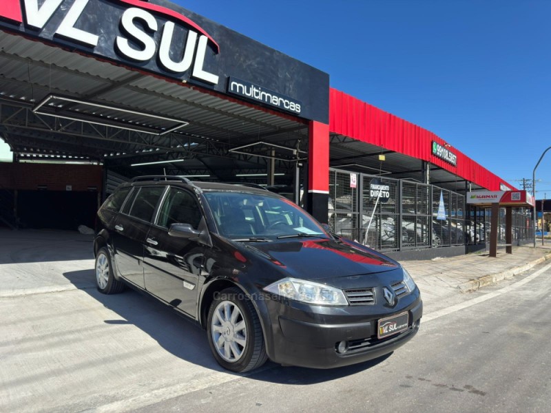 MÉGANE 1.6 DYNAMIQUE GRAND TOUR 16V FLEX 4P MANUAL - 2011 - CAXIAS DO SUL