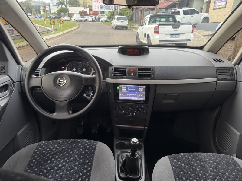 MERIVA 1.4 MPFI MAXX 8V ECONO.FLEX 4P MANUAL - 2011 - DOIS IRMãOS