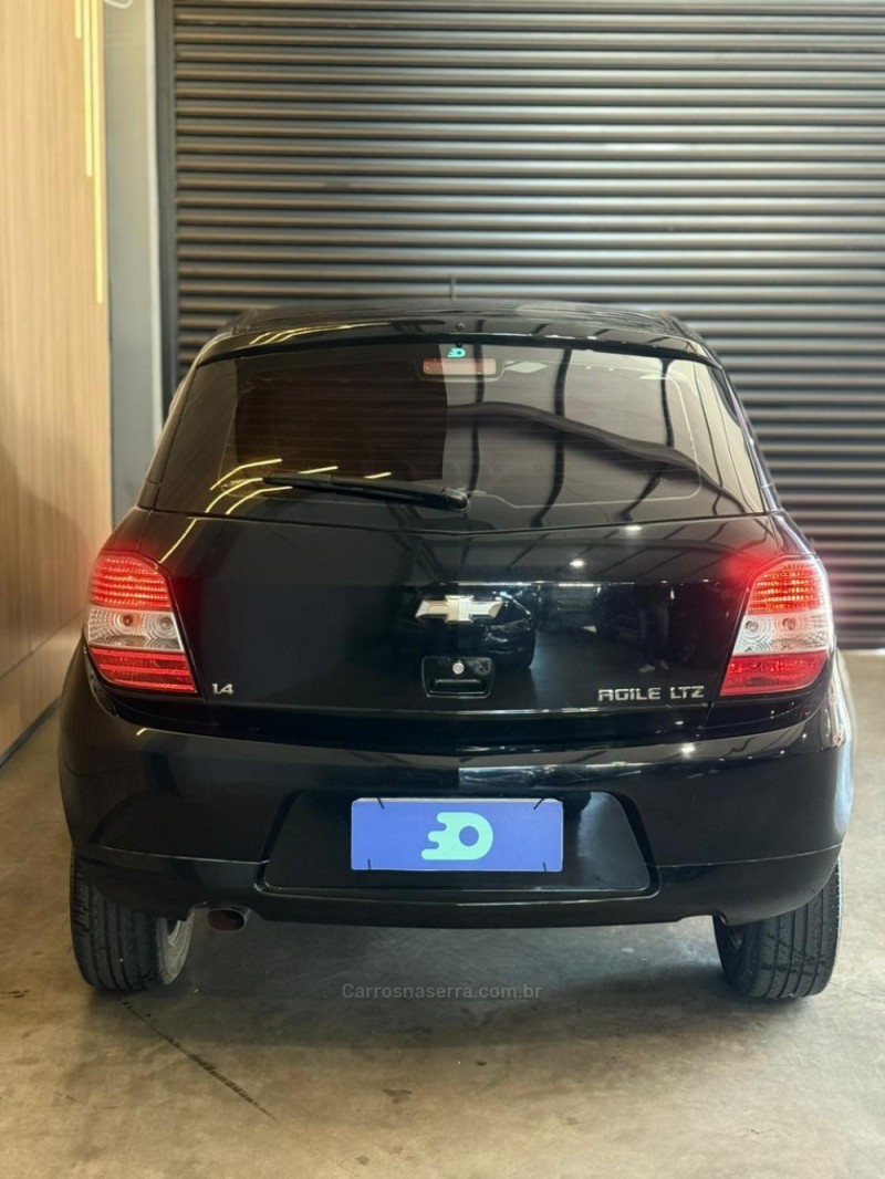 AGILE 1.4 MPFI LTZ 8V FLEX 4P MANUAL - 2013 - LAJEADO