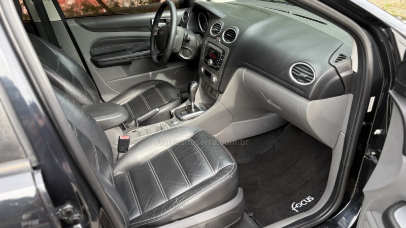 FOCUS 2.0 GHIA 16V FLEX 4P AUTOMÁTICO - 2009 - CAXIAS DO SUL