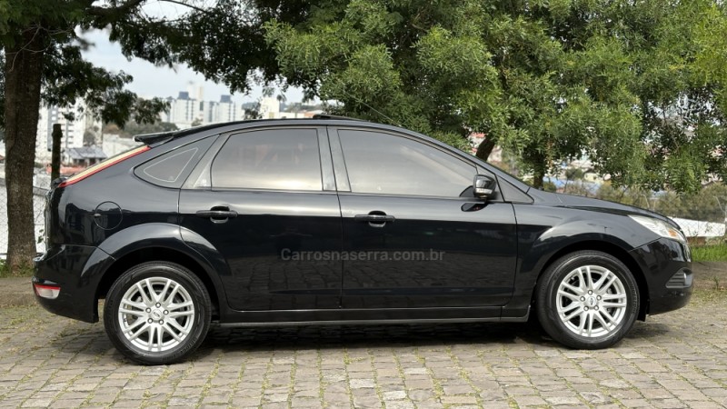 FOCUS 2.0 GHIA 16V FLEX 4P AUTOMÁTICO - 2009 - CAXIAS DO SUL