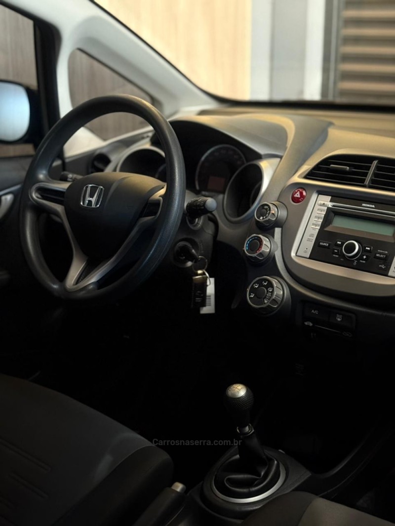 FIT 1.4 CX 16V FLEX 4P MANUAL - 2014 - LAJEADO