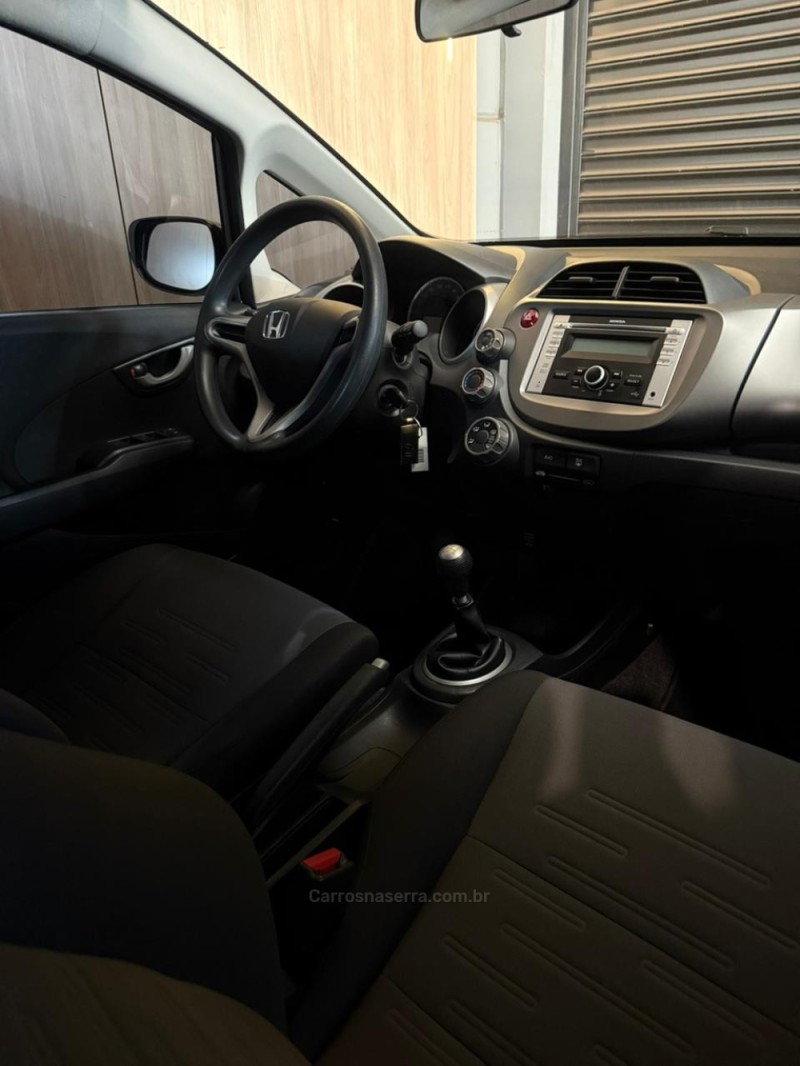 FIT 1.4 CX 16V FLEX 4P MANUAL - 2014 - LAJEADO
