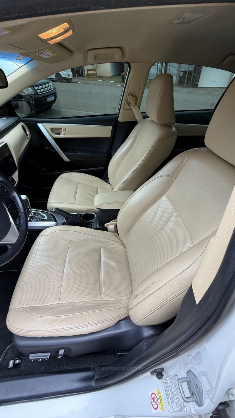 COROLLA 2.0 ALTIS PREMIUM 16V FLEX 4P AUTOMÁTICO - 2019 - GUAPORé