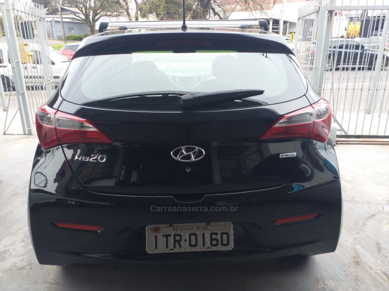 HB20 1.0 COMFORT PLUS 12V FLEX 4P MANUAL - 2013 - CAXIAS DO SUL