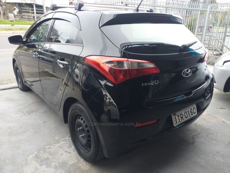 HB20 1.0 COMFORT PLUS 12V FLEX 4P MANUAL - 2013 - CAXIAS DO SUL