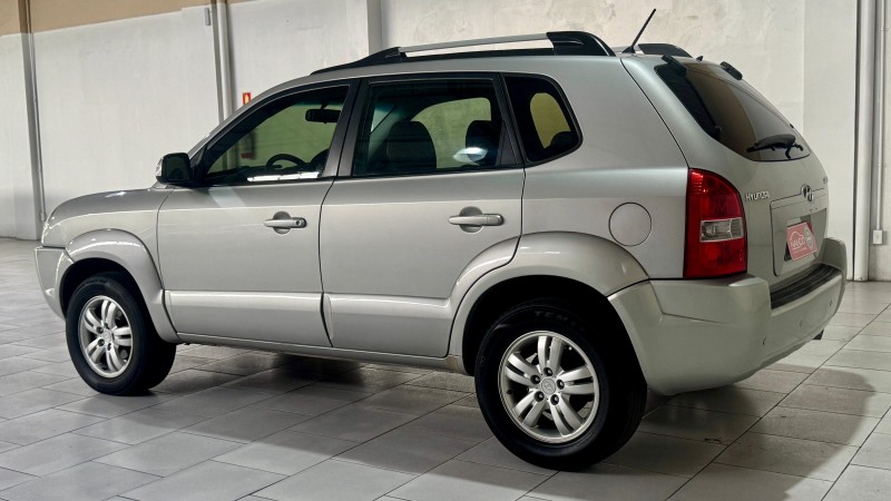 TUCSON 2.0 MPFI GLS 16V 143CV 2WD GASOLINA 4P AUTOMÁTICO - 2006 - ESTâNCIA VELHA
